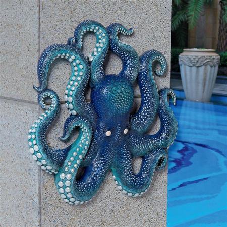 DESIGN TOSCANO Deadly Blue Octopus of the Coral Reef Wall Sculpture AL96425